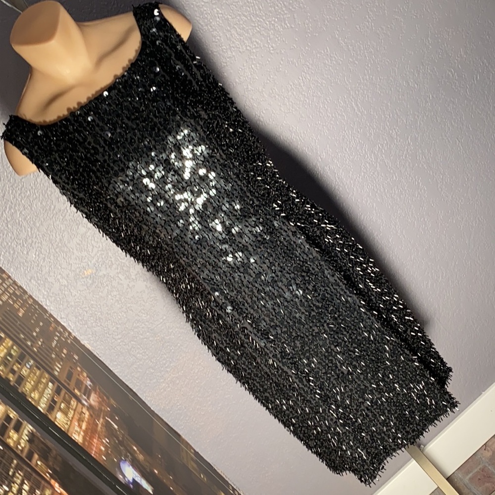 M / 10 - JAEGER - NWT - VINTAGE sequin black intricately beaded sleeveless dress
